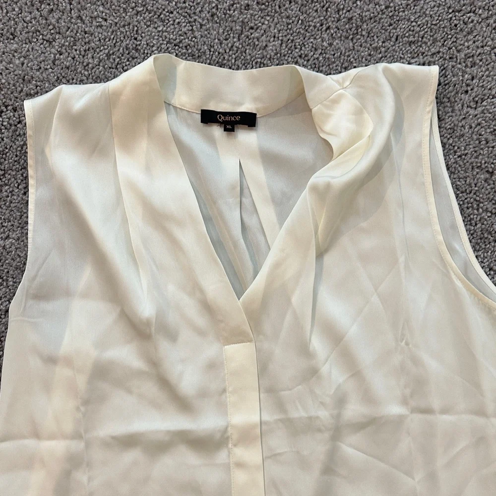 Quince Sleeveless Blouse - Picture 3 of 5